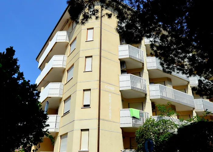 Appartamento Luminous Flat 80m From The - Beahost