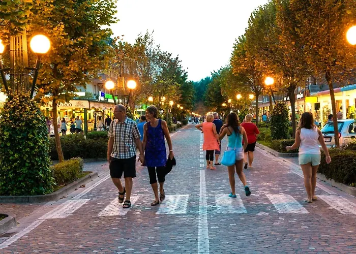 Luminous Flat 80m From The - Beahost Apartment Bibione